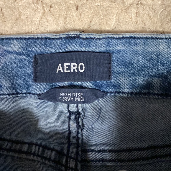 Aeropostale High-Rise Jean Shorts - Picture 3 of 4